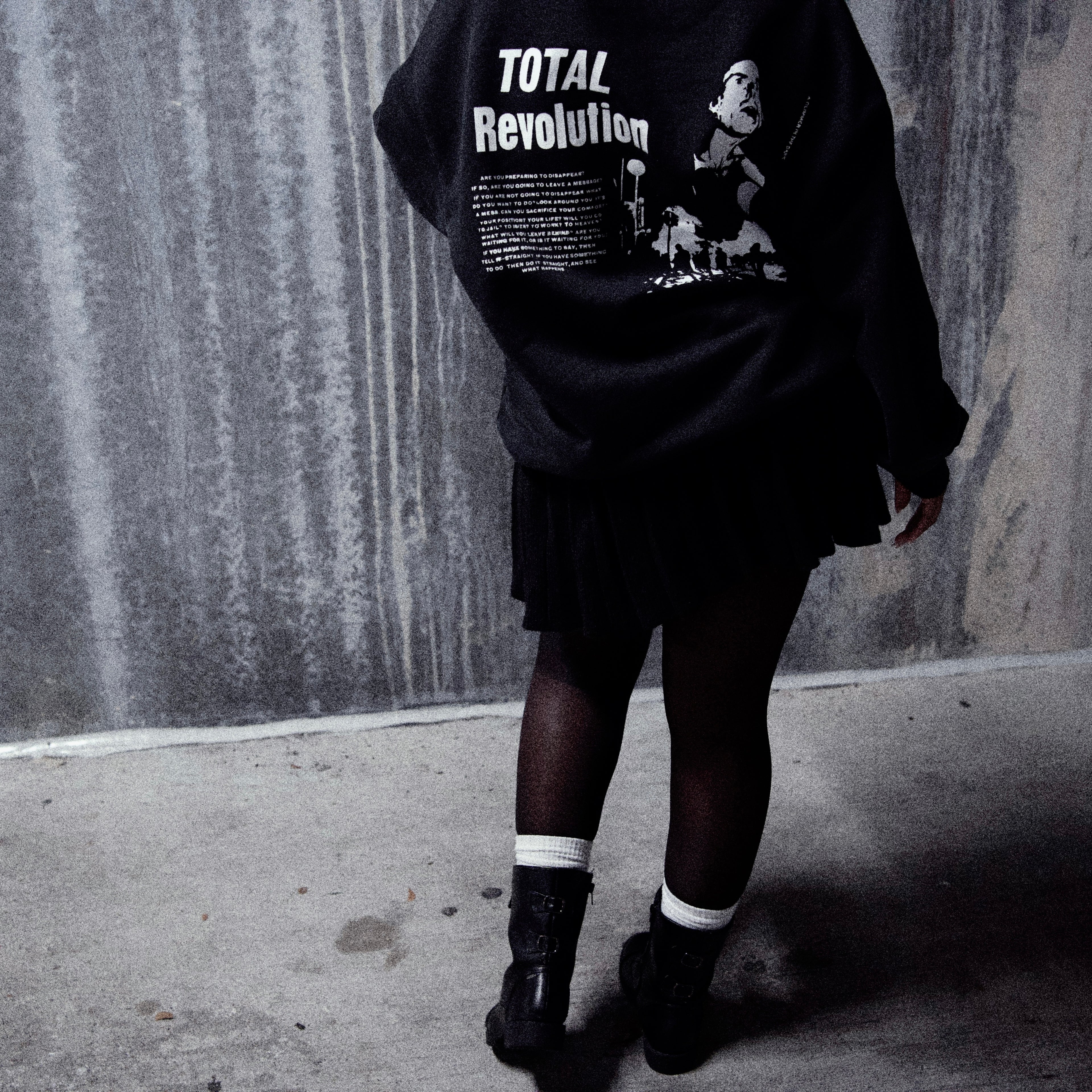 Total Revolution Pullover